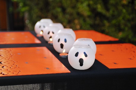 Halloween ghost luminaries